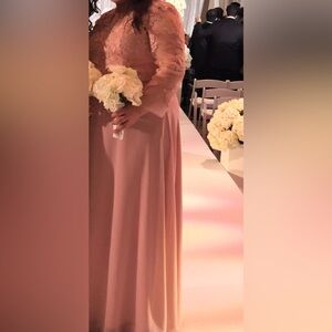 Pink Buttoned Tiered Sleeveless Bridal Gown